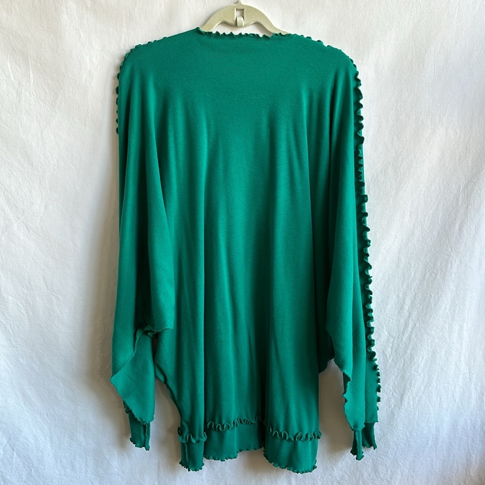 Expressions green acrylic ruffled edge top with bling, size XL - Picture 5 of 9